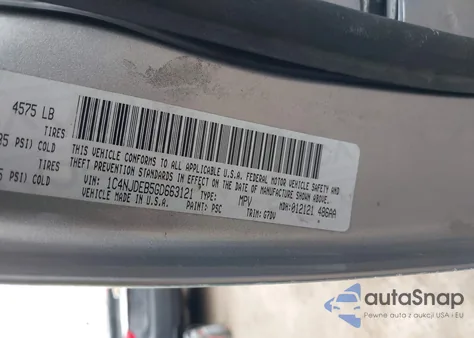 2016 Jeep Compass Latitude z USA, uszkodzony, nr VIN 1C4NJDEB5GD663121